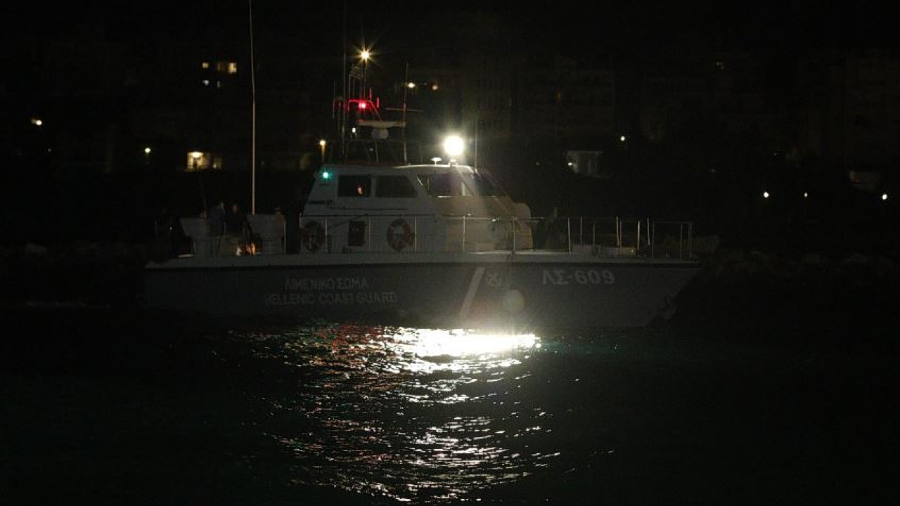 Σύμη: Ακυβέρνητο ιστιοφόρο με δύο επιβαίνοντες εντόπισε το Λιμενικό