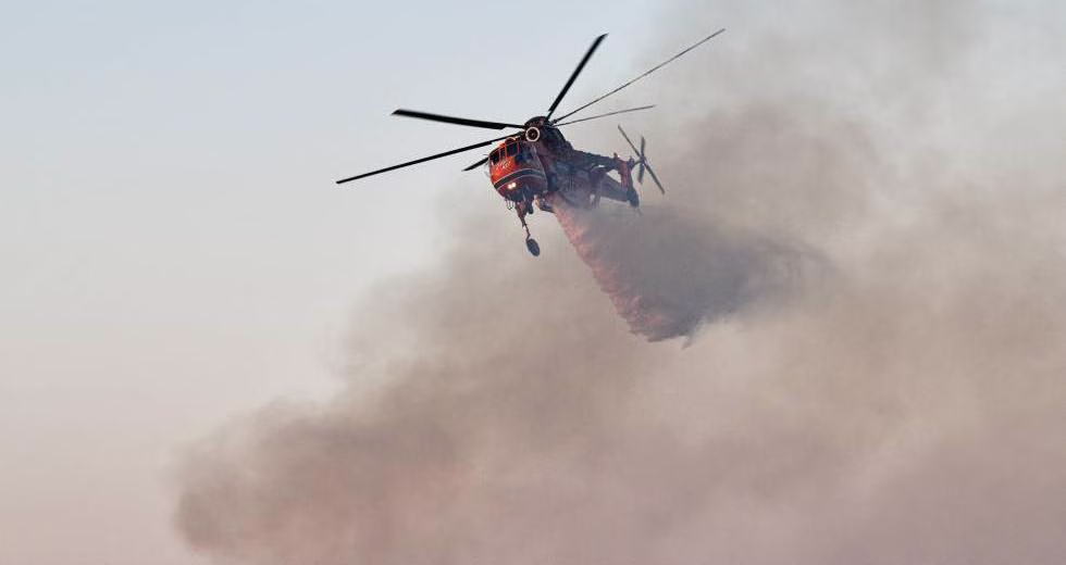 Φωτιά στην Τραπεζίτσα Κόνιτσας – Σηκώθηκαν δύο ελικόπτερα