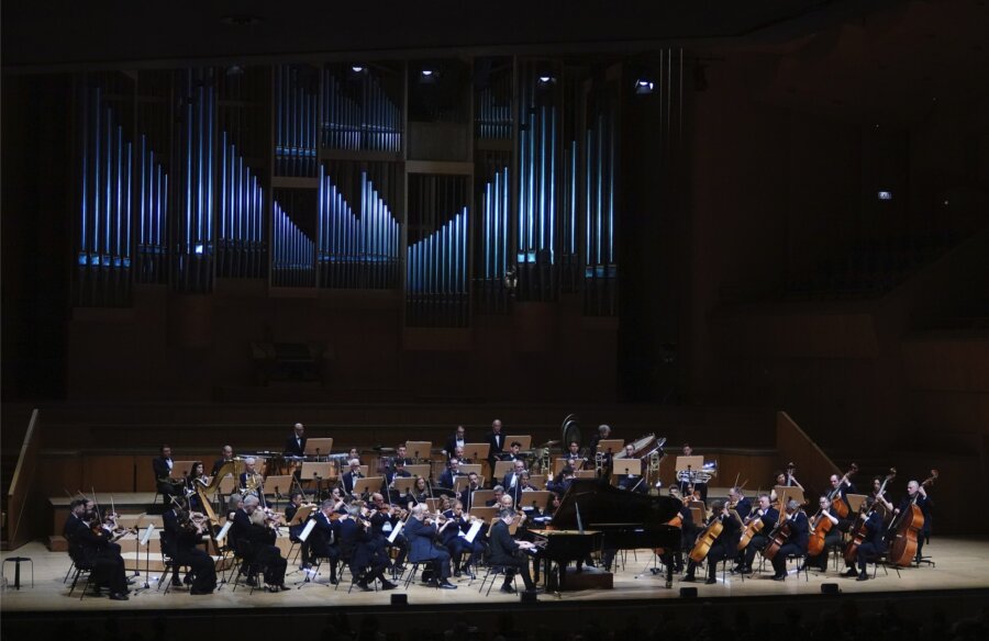 ΜΕΓΑΡΟ ΜΟΥΣΙΚΗΣ ΑΘΗΝΩΝ ΓΑΛΑΖΙΑ ΚΥΡΙΑΚΗ - ΜΙΑ ΣΥΝΑΥΛΙΑ ΓΙΑ ΟΛΟΥΣ