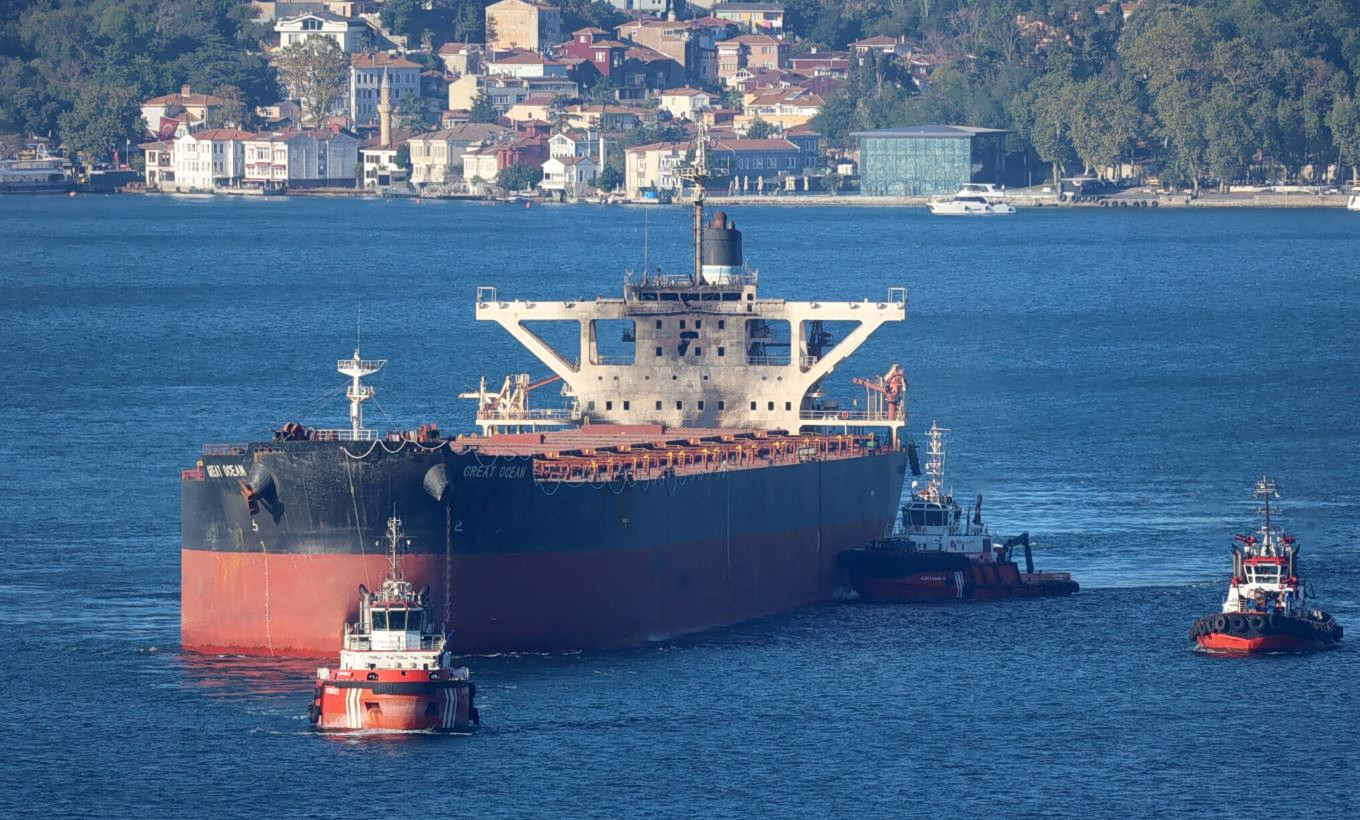 Η Ρωσία χτύπησε δύο πλοία στην Οδησσό και η Ουκρανία το λιμάνι του Σότσι με θαλάσσιο drone [βίντεο]