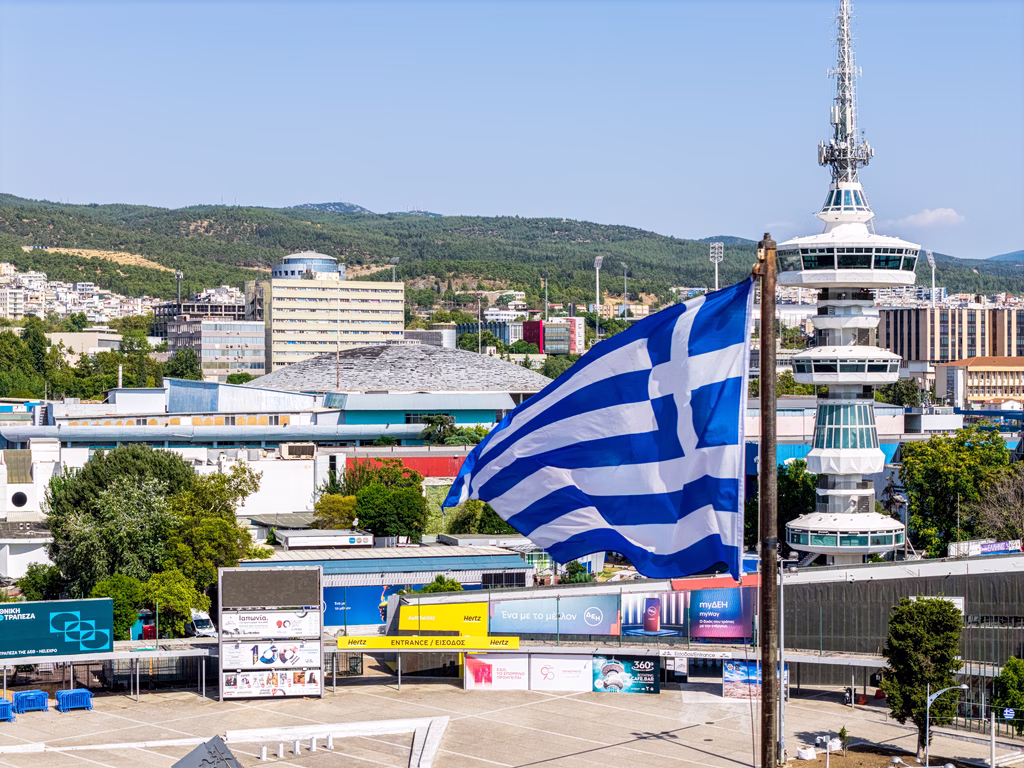 Η «μάχη» της ΔΕΘ: Τα μέτρα που θα εξαγγείλει ο Μητσοτάκης – Πολιτική «κόντρα» για τα οικονομικά προγράμματα