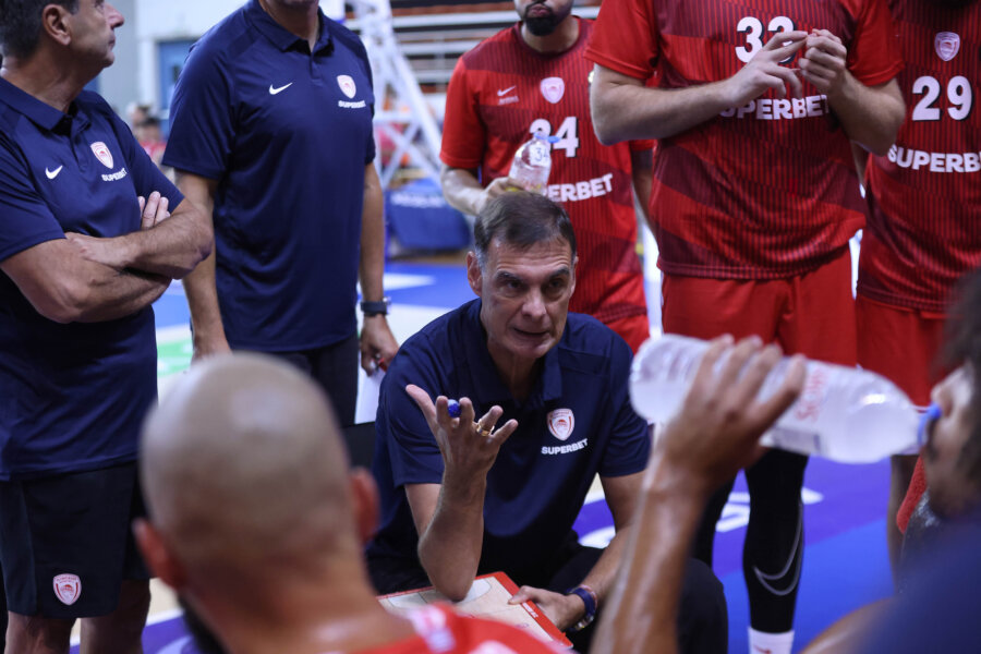 Μπαρτζώκας για Ελ Κααμπί: «Σταμάτησα να βλέπω τον αγώνα μόλις τραυματίστηκε»