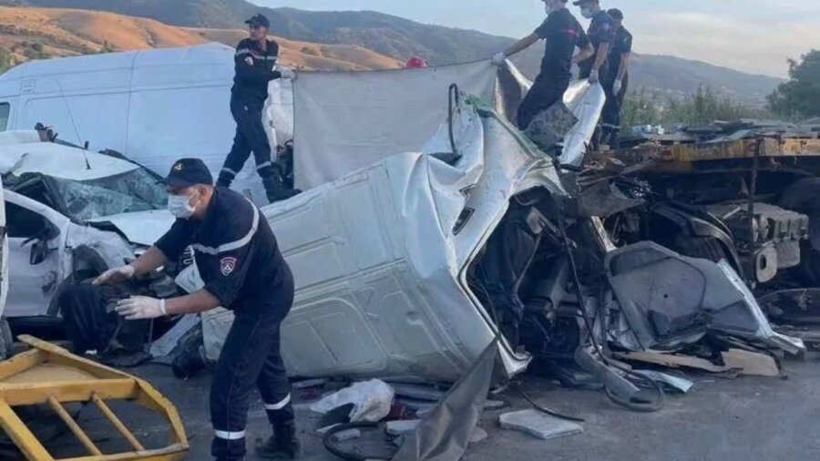 Αλγερία: 10 νεκροί σε καραμπόλα με φορτηγό, ρυμουλκούμενο και άλλα 10 οχήματα