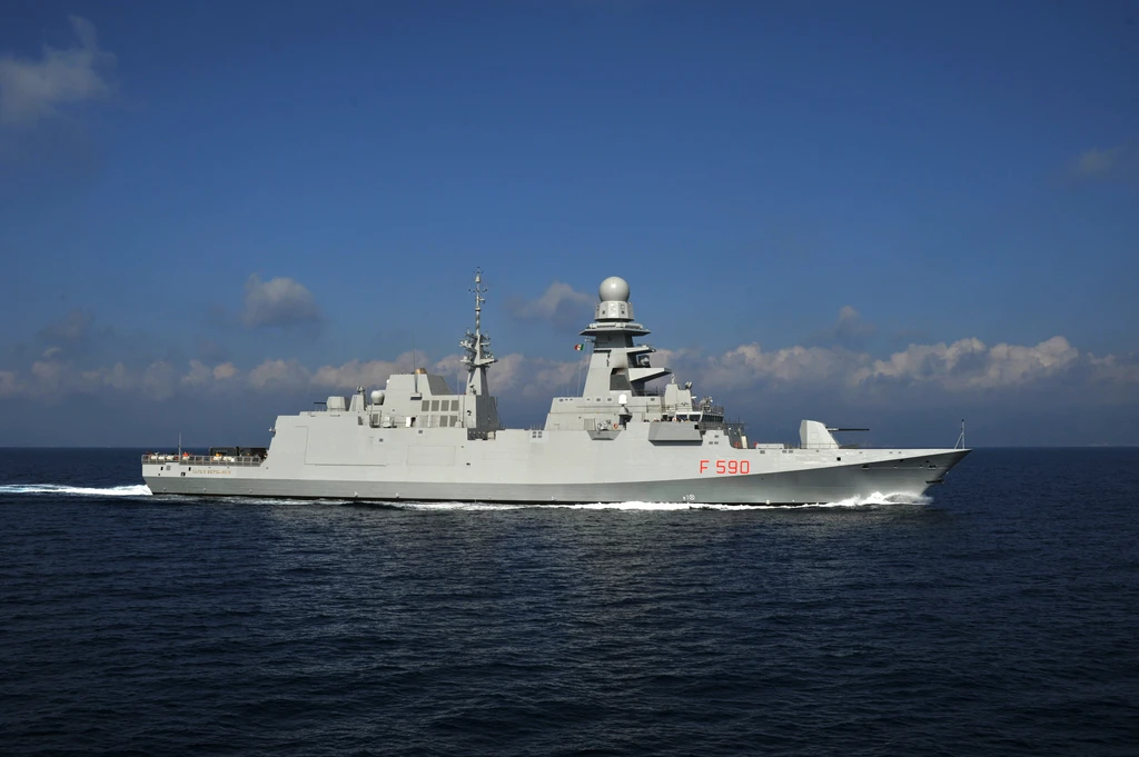 Σήμερα πέφτουν οι υπογραφές για τις φρεγάτες Bergamini – Στη Ρώμη ο Νίκος Δένδιας