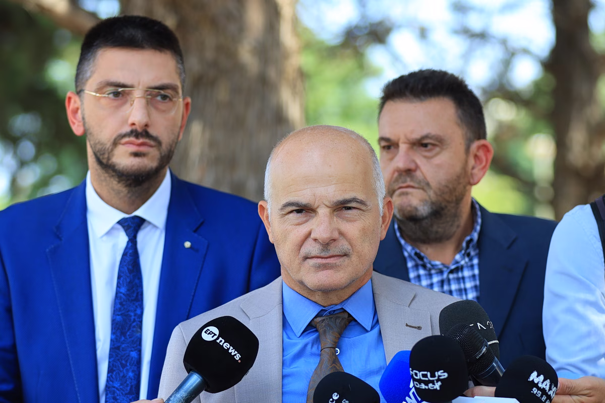 Δίκη για τα Τέμπη: «Μείζον ζήτημα διερεύνησης η πυρκαγιά, αναγκαστήκαμε να ζητήσουμε εκταφές», κατέθεσε ο Ψαρόπουλος