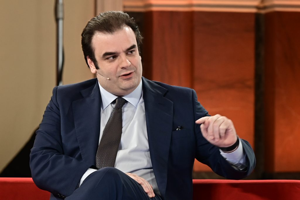 Κυριάκος Πιερρακάκης σε συνέντευξη