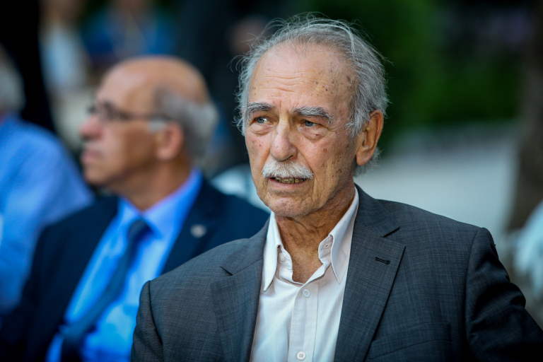 Κακλαμάνης: Ο Σπύρος Χαλβατζής υπηρέτησε με συνέπεια τις πολιτικές του αρχές με προσωπικό τίμημα