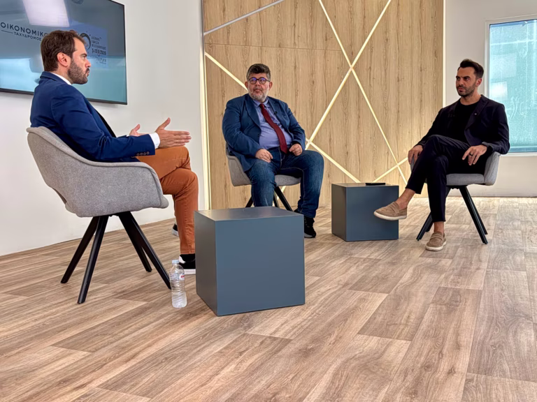 90ή ΔΕΘ – OT FORUM: Στόχος η πρώτη θέση για το ΠΑΣΟΚ, λέει ο Χριστοδουλάκης – Τα τρία μετεκλογικά σενάρια που προβλέπει