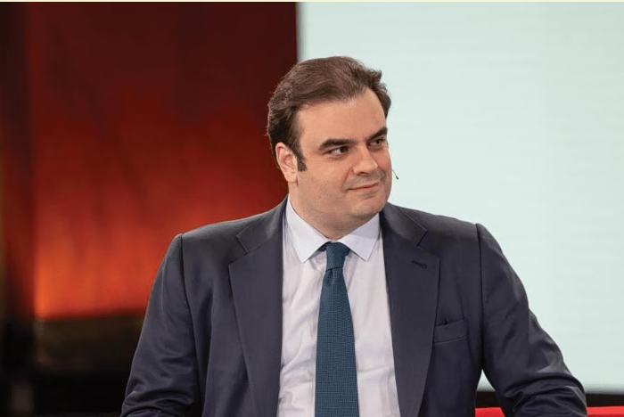 Ελληνική οικονομία: Πώς η Αθήνα μπήκε στο ραντάρ των ισχυρών hedge funds