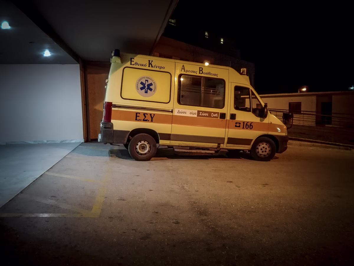 Θεσσαλονίκη: Τέσσερις τραυματίες σε τροχαίο στην Εξοχή – Επιχείρηση απεγκλωβισμού