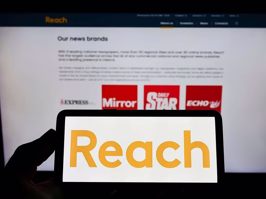 Νέο σοκ στον Βρετανικό Τύπο: Ο όμιλος Reach θα απολύσει 220 δημοσιογράφους και θα κλείσει ενημερωτικά sites
