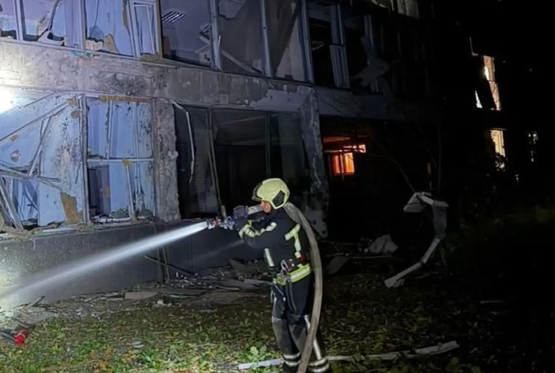 Ουκρανία: Μπαράζ ρωσικών επιθέσεων με drones και πυραύλους κατά του Κιέβου