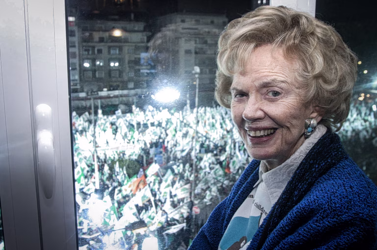 Νίκος Παπανδρέου: Η Μαργαρίτα για τα παιδιά της, και για τον Ανδρέα, ήταν ο φάρος στη φουρτούνα