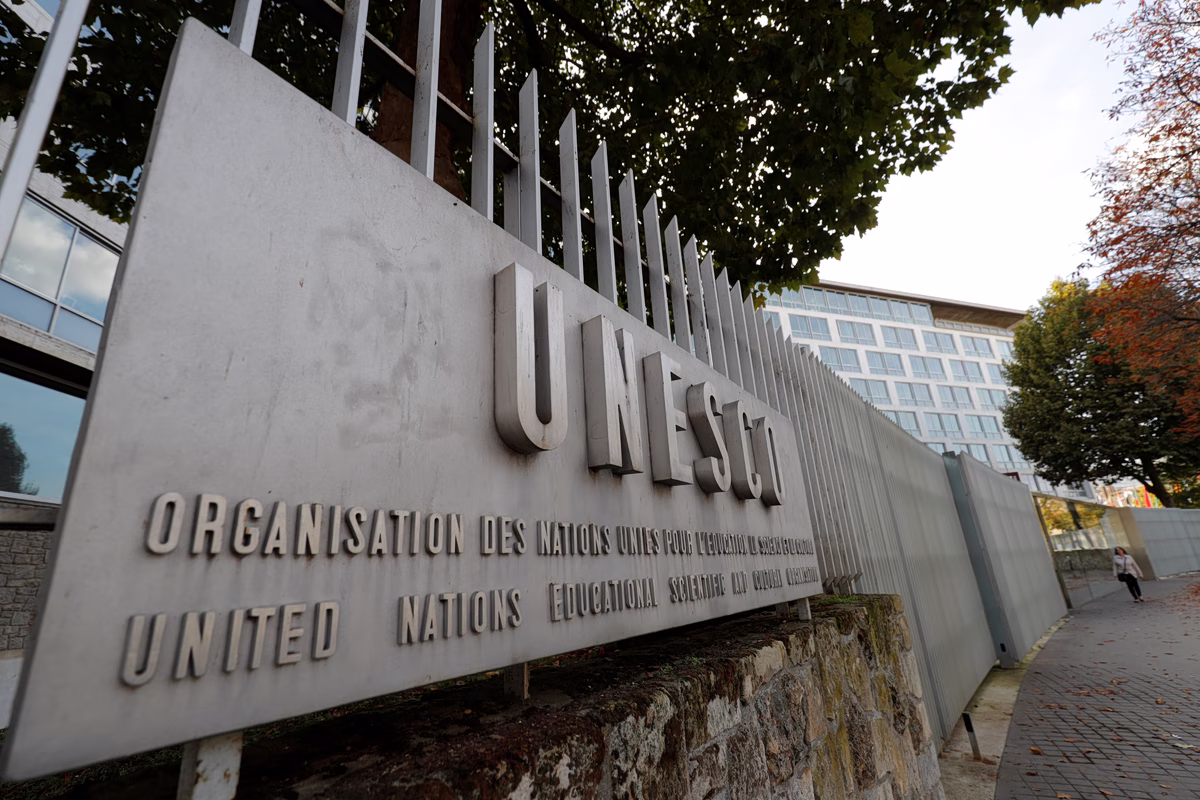 Η Unesco μπορεί να έχει συντονιστικό ρόλο στην παγκόσμια συζήτηση για την τεχνητή νοημοσύνη, λέει ο επικεφαλής της