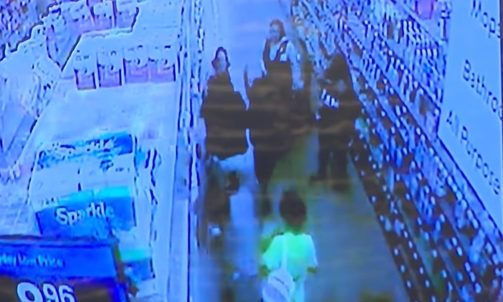 Τραγωδία σε σούπερ μάρκετ στις ΗΠΑ: Έκανε παρατήρηση για ένα καρότσι και τον σκότωσαν οι γονείς της υπαλλήλου (video)