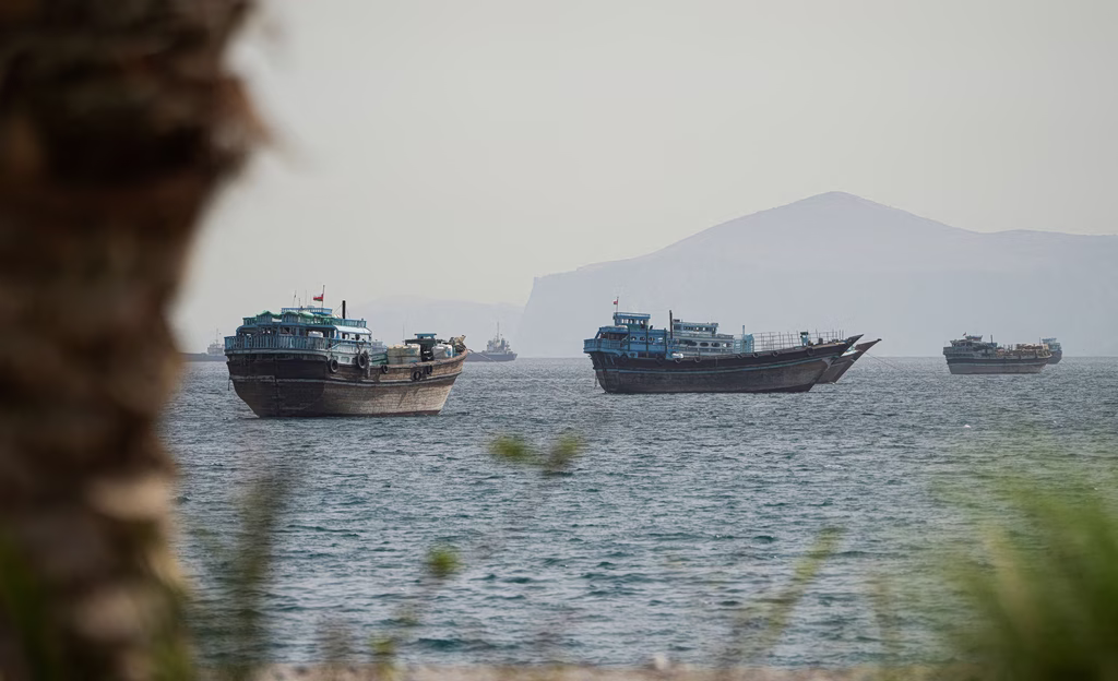 Στενό του Ορμούζ πλοία