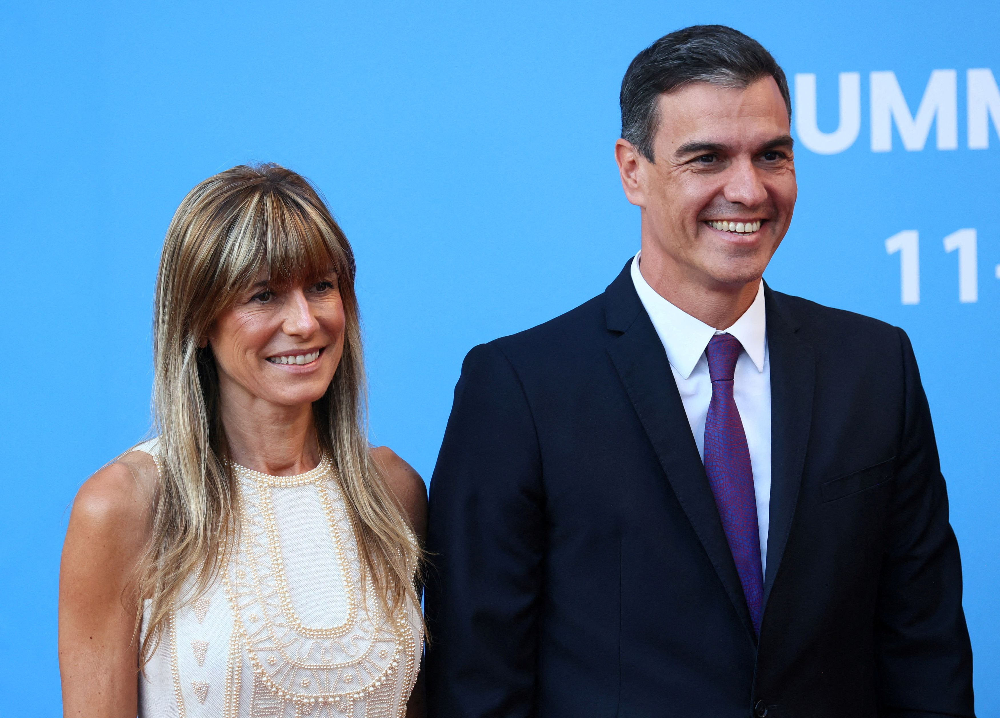 Ισπανία: Δικαστής παραπέμπει σε δίκη τη σύζυγο του Σάντσεθ με κατηγορίες για αθέμιτη επιρροή και υπεξαίρεση