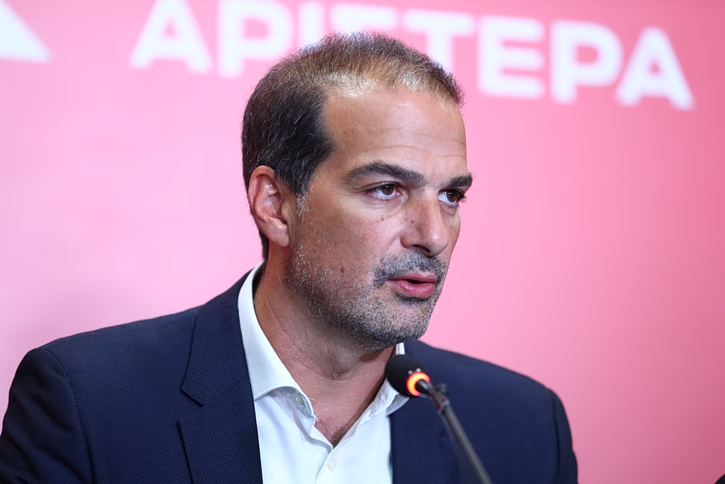 Γαβριήλ Σακελλαρίδης: «Προκλητικές οι εξαγγελίες Μητσοτάκη για το πετρέλαιο – Έχουμε βαθιές διαφορές με ΣΥΡΙΖΑ και ΠΑΣΟΚ»