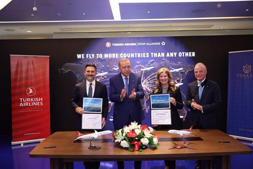 H Turkish Airlines υπέγραψε με την Boeing παραγγελία 150 αεροσκαφών αξίας έως 20 δισ. δολαρίων παρουσία του Ερντογάν
