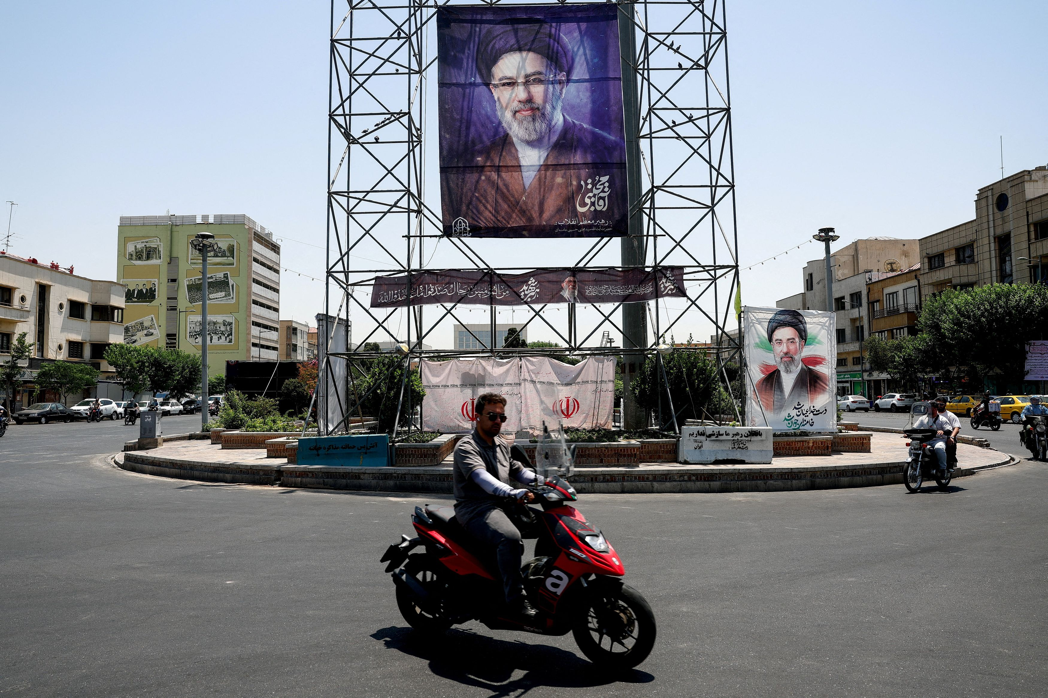 Σύμβουλος Χαμενεΐ: Η σύγκρουση μπορεί να επεκταθεί «μέχρι τον Ινδικό Ωκεανό» αν επιτεθούν ξανά οι ΗΠΑ στο Ιράν