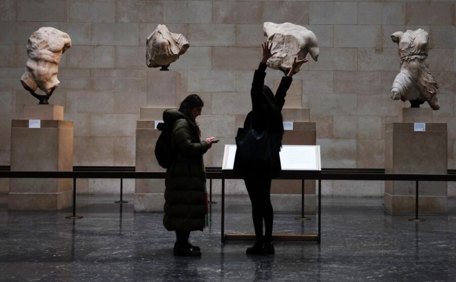 «Η Βρετανία δεν θα διαμέλιζε την Ταπισερί της Μπαγιέ» – Άρθρο του Κ. Μητσοτάκη στον Guardian για τα Γλυπτά του Παρθενώνα