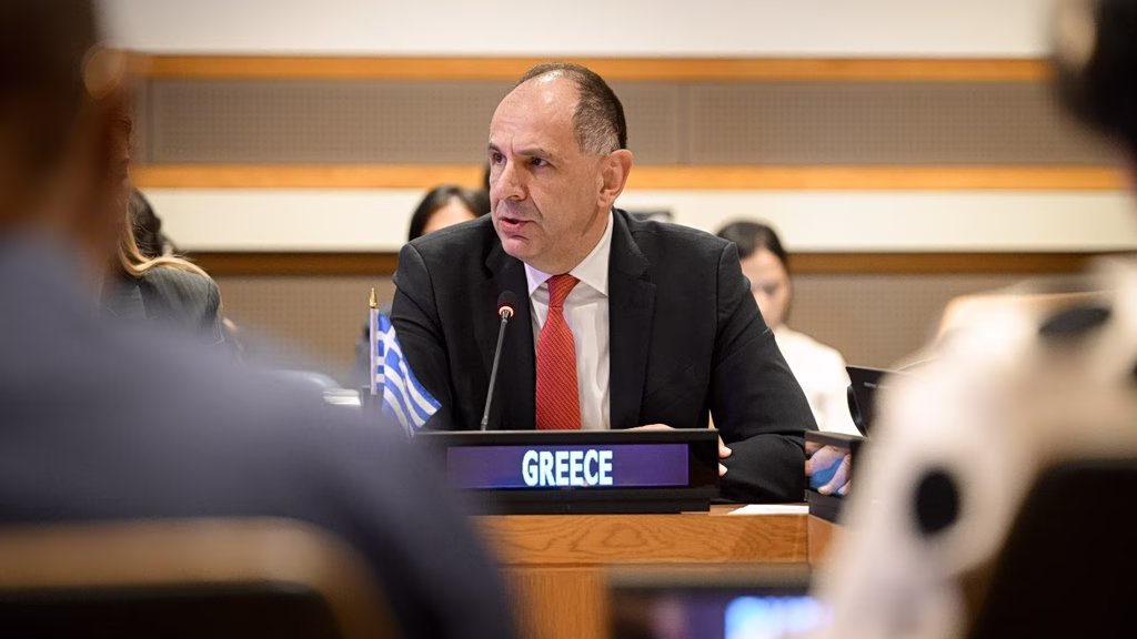 Γεραπετρίτης από ΟΗΕ: “Καμπανάκι” για τις κρίσιμες θαλάσσιες οδούς – Τα τρία μηνύματα του υπουργού