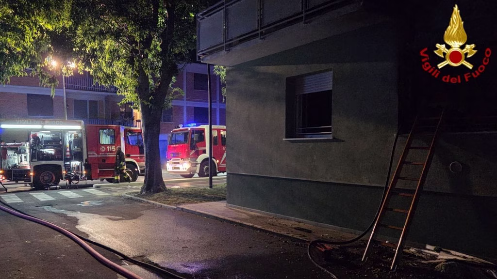 Τραγωδία στην Τοσκάνη: Δύο νεκροί και 13 τραυματίες από πυρκαγιά σε τριώροφο κτίριο
