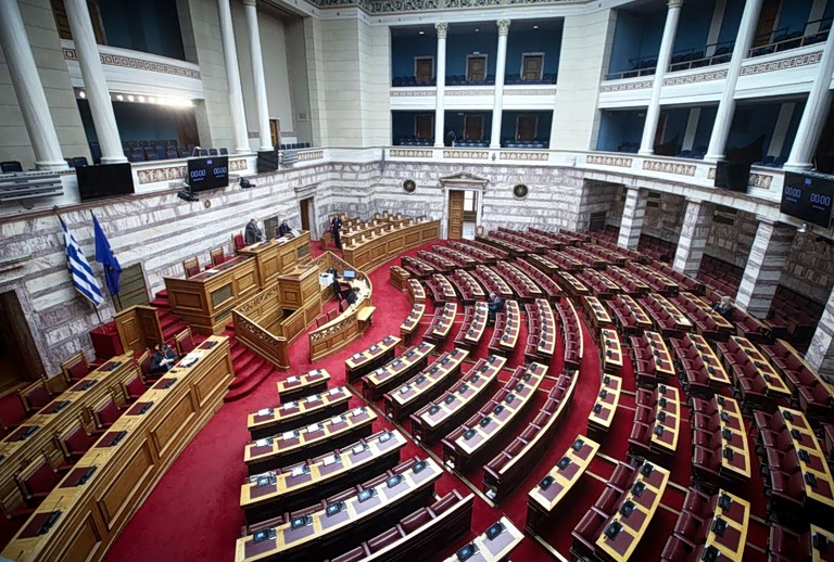 Βουλή: «Όχι» στην άρση ασυλίας Πλεύρη – Θεοδωρικάκου – Άρσεις για Κωνσταντοπούλου – Πολάκη