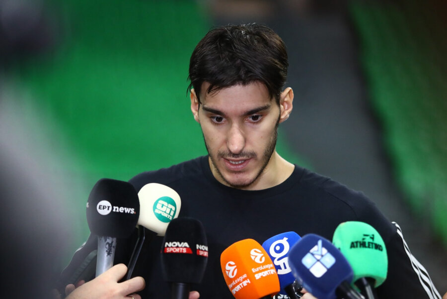 Καλαϊτζάκης: «Μας έχει δώσει κίνητρο η ήττα από τον ΠΑΟΚ - Θέλουμε να νικήσουμε όλα τα ματς στην έδρα μας»