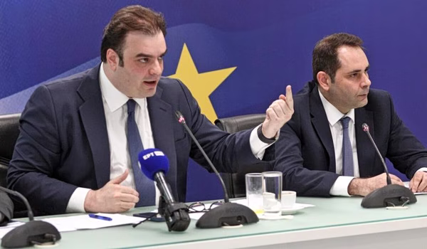 Πιερρακάκης για 120 δόσεις: Βάζουμε κανόνες εκεί που υπήρχαν κενά
