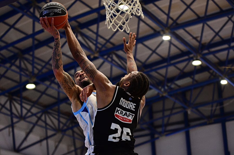 Μύκονος – ΠΑΟΚ 85-88: «Νικηφόρα» αρχή στο πρωτάθλημα ο «δικέφαλος» με έξι διψήφιους (vids)