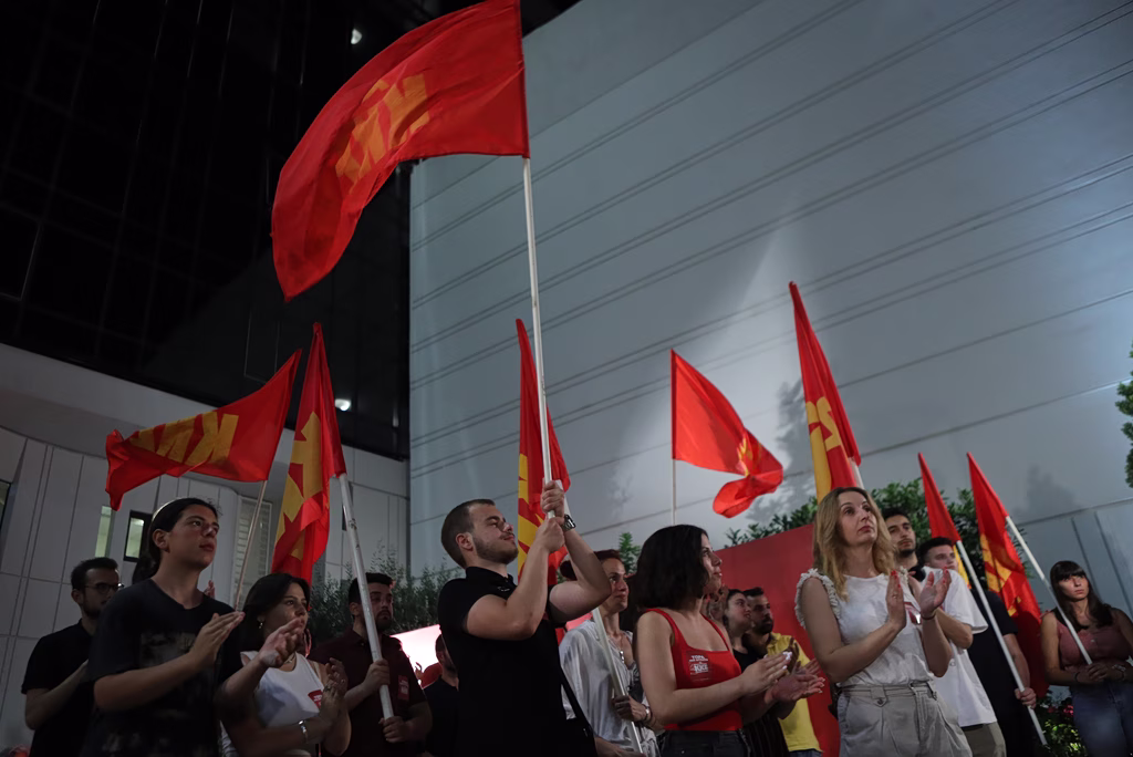 Πάμε διαδήλωση ή συναυλία;