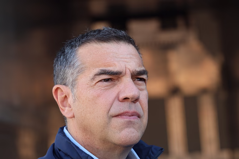Τσίπρας: Σε διάταξη μάχης η ΕΛΑΣ – Γράφεται το εκλογικό πρόγραμμα, μήνας περιοδειών ο Οκτώβριος