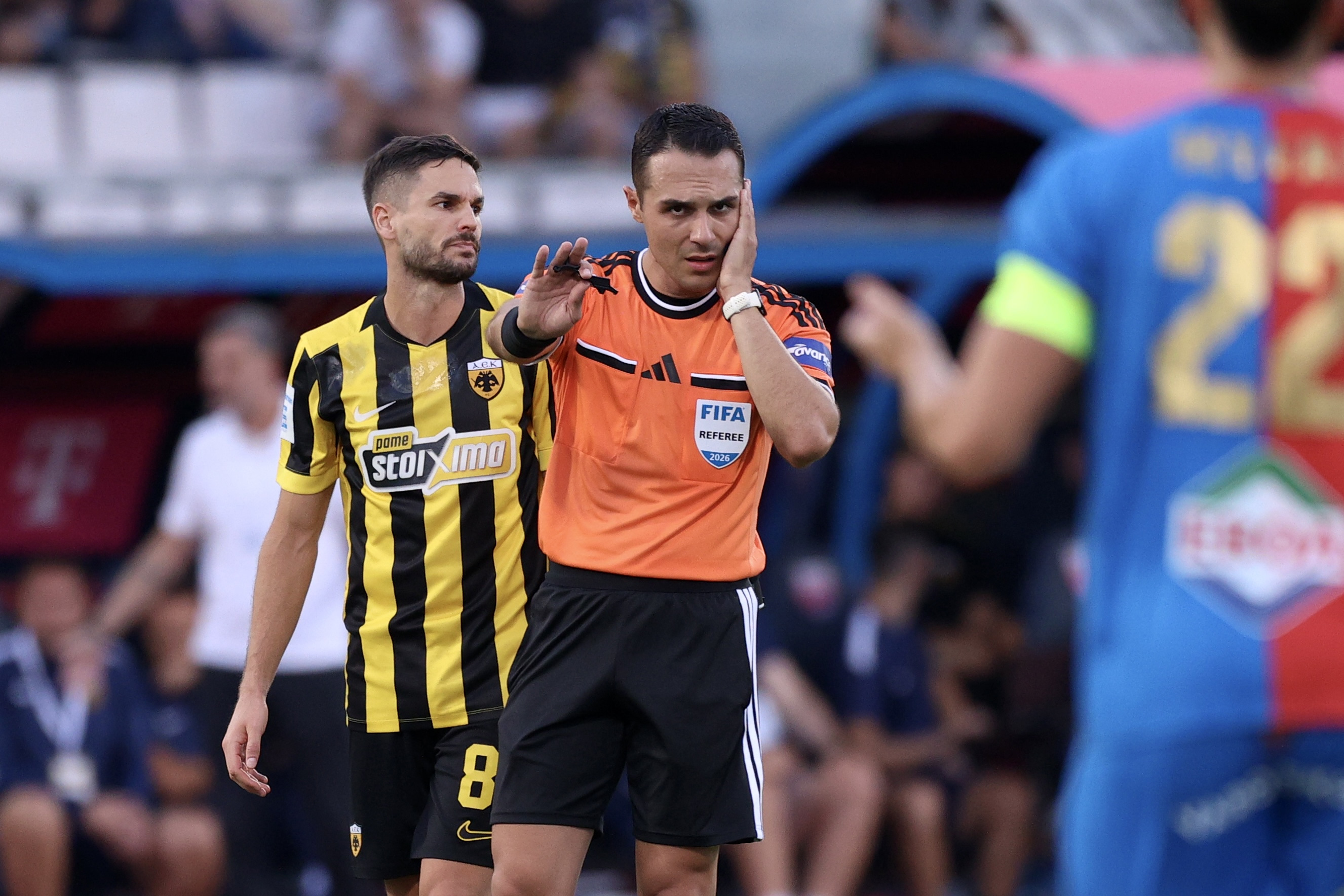 «Καμπάνες» σε Πολυχρόνη, Τζήλο από τον Λανουά - Η μικρή λίστα των τιμωριών