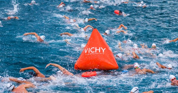 Vichy Capital Soleil & 15ο Spetses Mini Marathon: Όταν η απόλυτη αντιηλιακή προστασία συναντά τις κορυφαίες αθλητικές επιδόσεις