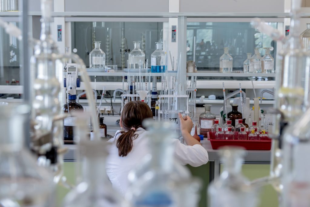 Πνευμονική πανώλη: Θα μπορούσε ο θάνατος της Ρωσίας ερευνήτριας να φέρει μια νέα πανδημία;