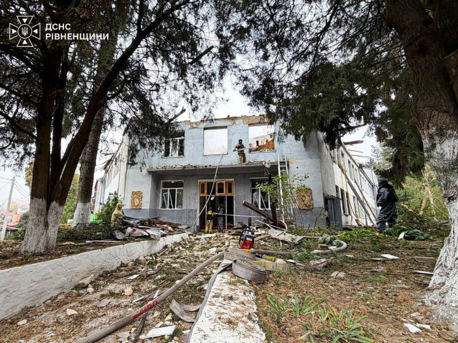 Ρωσία: Δεν έπληξε ενεργειακές υποδομές μετά την πρόταση Τραμπ αλλά ισοπεδώνει τις πόλεις της Ουκρανίας
