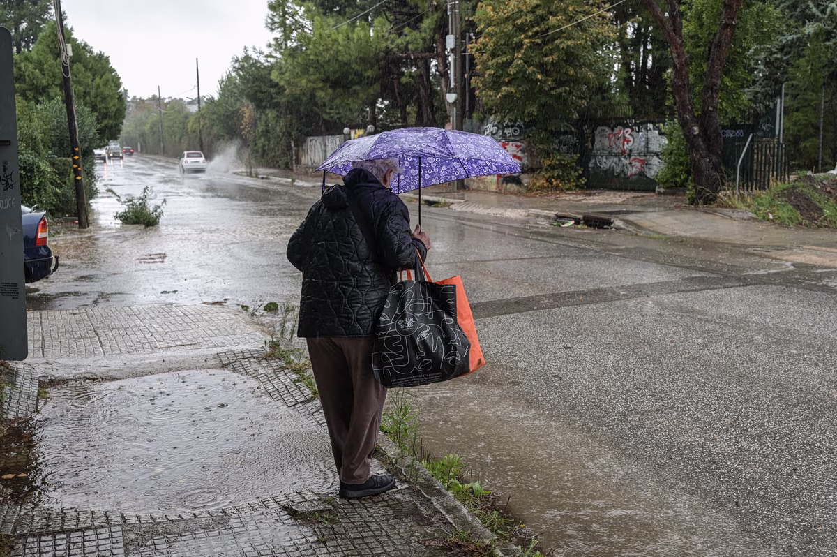 Επιδεινώνεται ο καιρός – Πού θα σημειωθούν βροχές και καταιγίδες