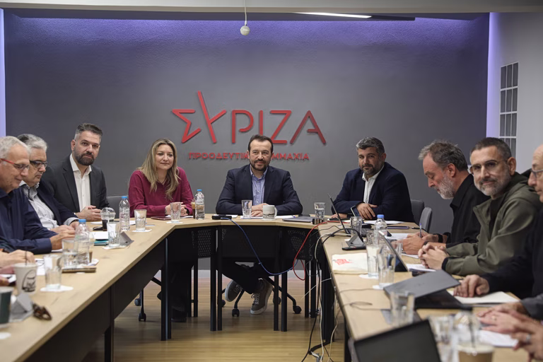 Διαφωνίες στην Πολιτική Γραμματεία του ΣΥΡΙΖΑ για την εκλογή αρχηγού