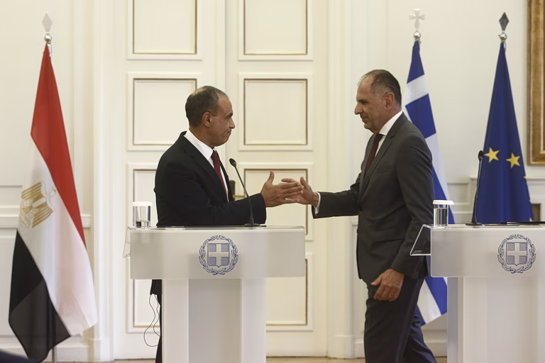 Η στρατηγική σχέση Ελλάδας – Αιγύπτου – Από την υπογραφή της οριοθέτησης ΑΟΖ το 2020 έως τις Βρυξέλλες