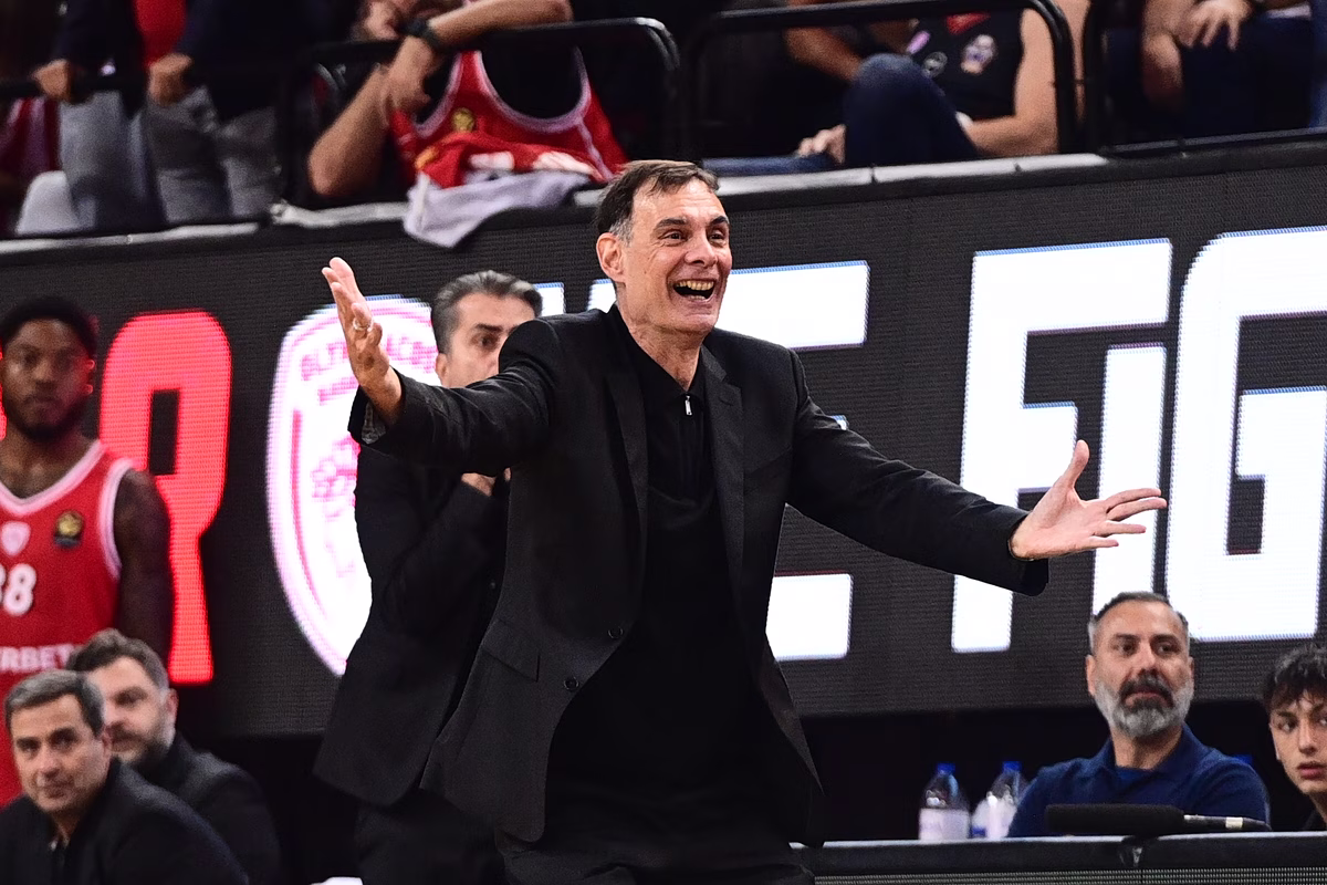 Μπαρτζώκας: «Δεν είχαμε βάθος στον πάγκο, έπαιξαν ρόλο 1-2 κακές αποφάσεις στο φινάλε»