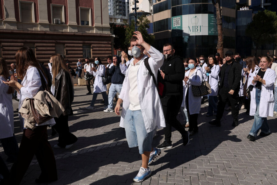 Αλβανία: Καλεί και πάλι σε διάλογο ο Ράμα - Νέα συλλαλητήρια σήμερα στα Τίρανα