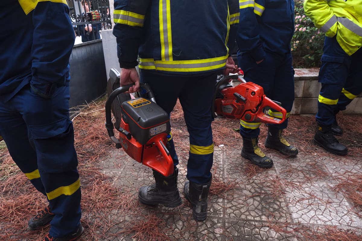 Φωτιά από κεραυνό σε σοφίτα μονοκατοικίας στη Βαλαδινοράχη Πάργας - Κάηκε ολοσχερώς