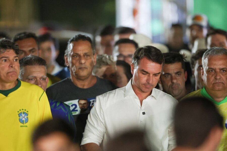 Μπολσονάρο: «Μου απαγόρεψαν την έξοδο από τη χώρα»
