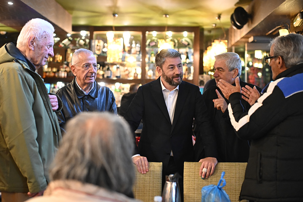 Ανδρουλάκης: «Όραμα του ΠΑΣΟΚ η ισχυρή περιφερειακή ανάπτυξη» – Επικρίσεις για τον επαναπατρισμό των κλεμμένων κειμηλίων της Εικοσιφοινίσσης