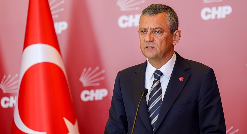 Πυρά Οζέλ κατά Ερντογάν: «Η Ελλάδα έχει πιο σύγχρονα μαχητικά από εμάς»
