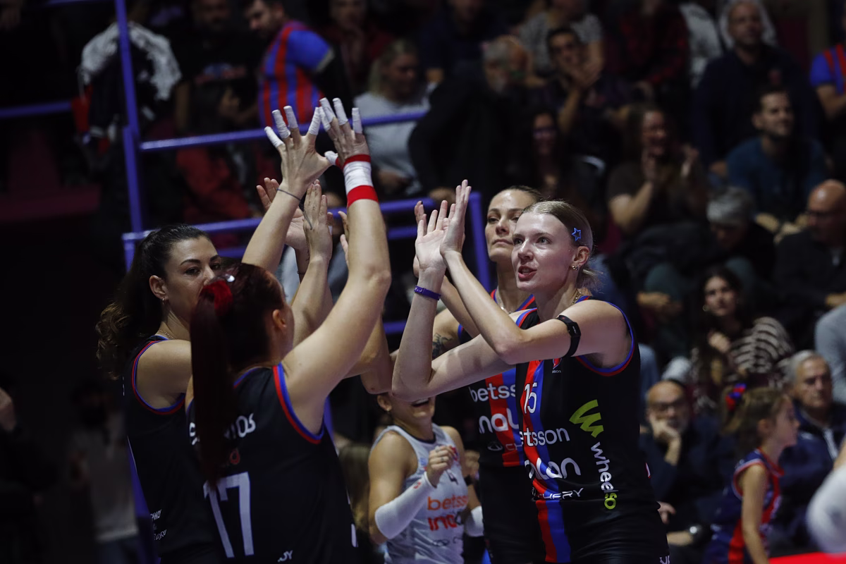 Πανιώνιος – Ολυμπιακός 3-2: Οι «κυανέρυθρες» νίκησαν με ανατροπή